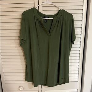 Jones New York Olive Green Blouse